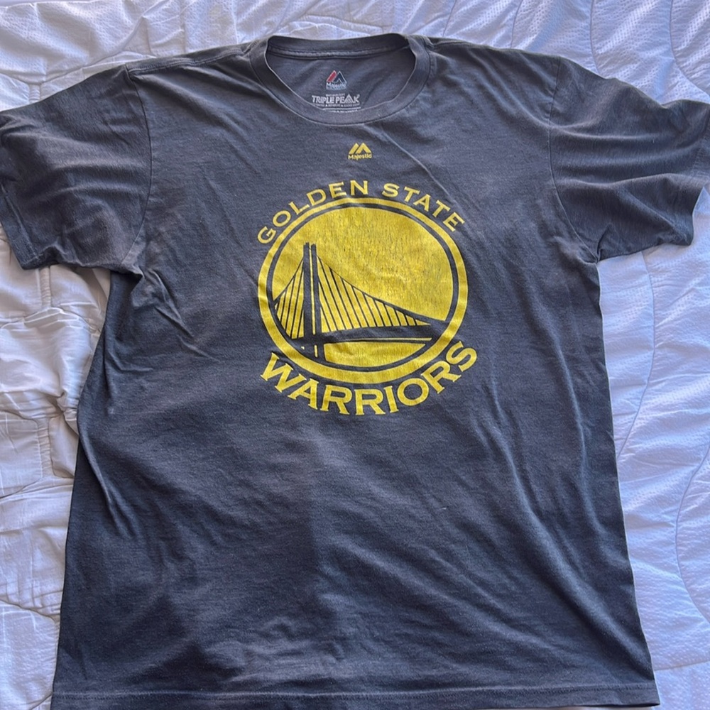 Majestic Large Golden State T Shirt
